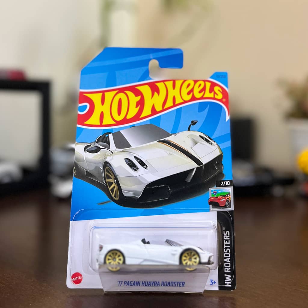 Hot Wheels '17 Pagani Huayra Roadster HW Roadsters